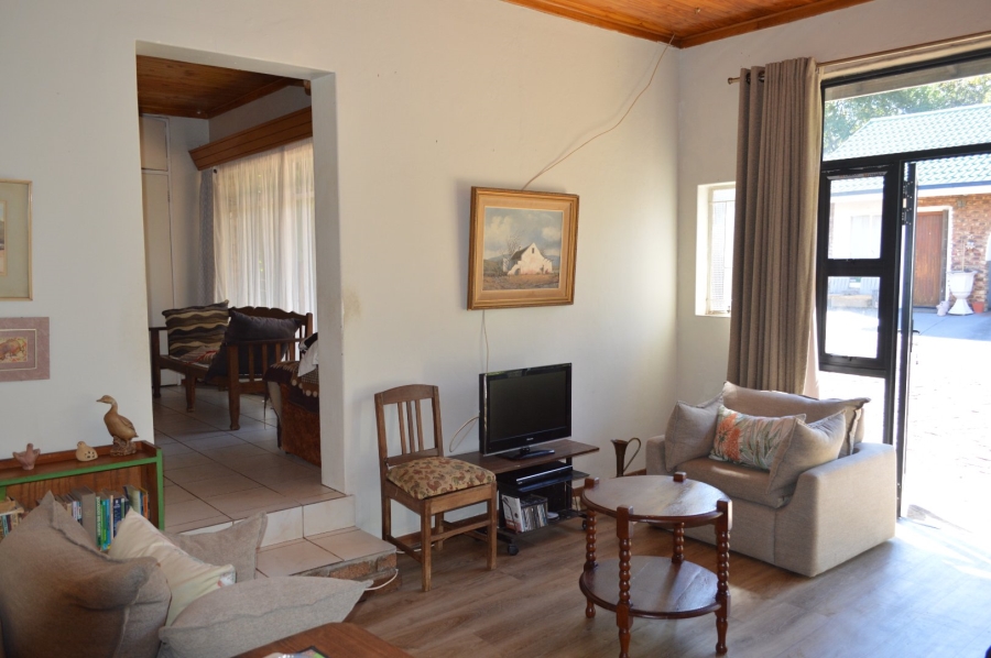8 Bedroom Property for Sale in Wilkoppies North West